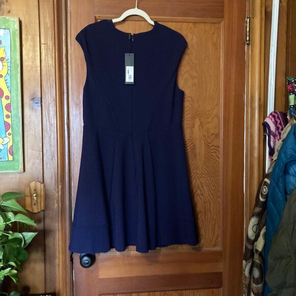 NEW! Halston Heritage Midnight Blue - Picture 4 of 4